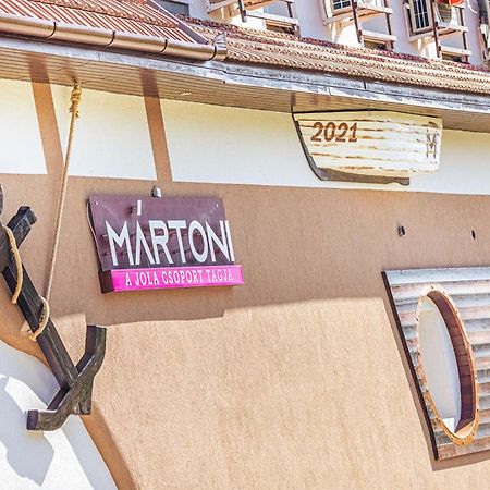 Martoni Resort & Restaurant Szigetszentmarton Bagian luar foto