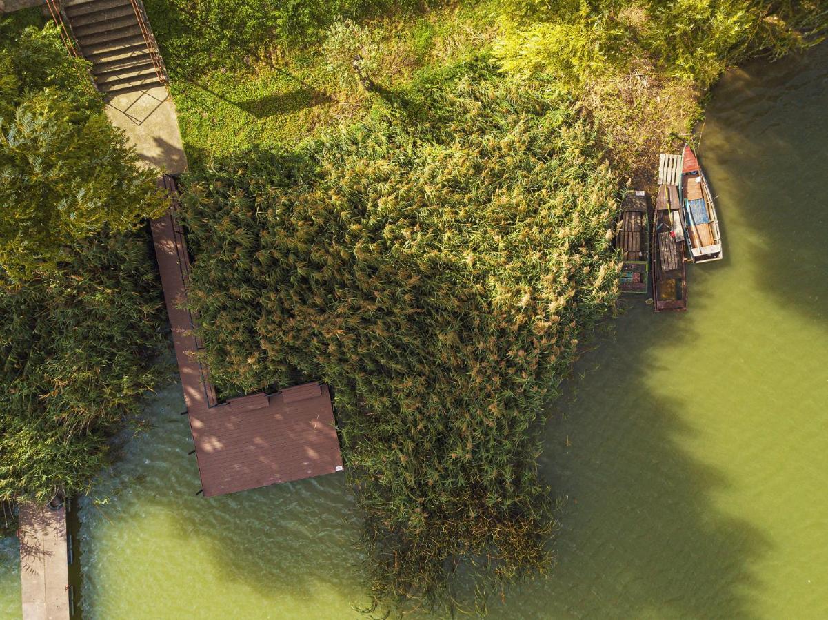 Martoni Resort & Restaurant Szigetszentmarton Bagian luar foto