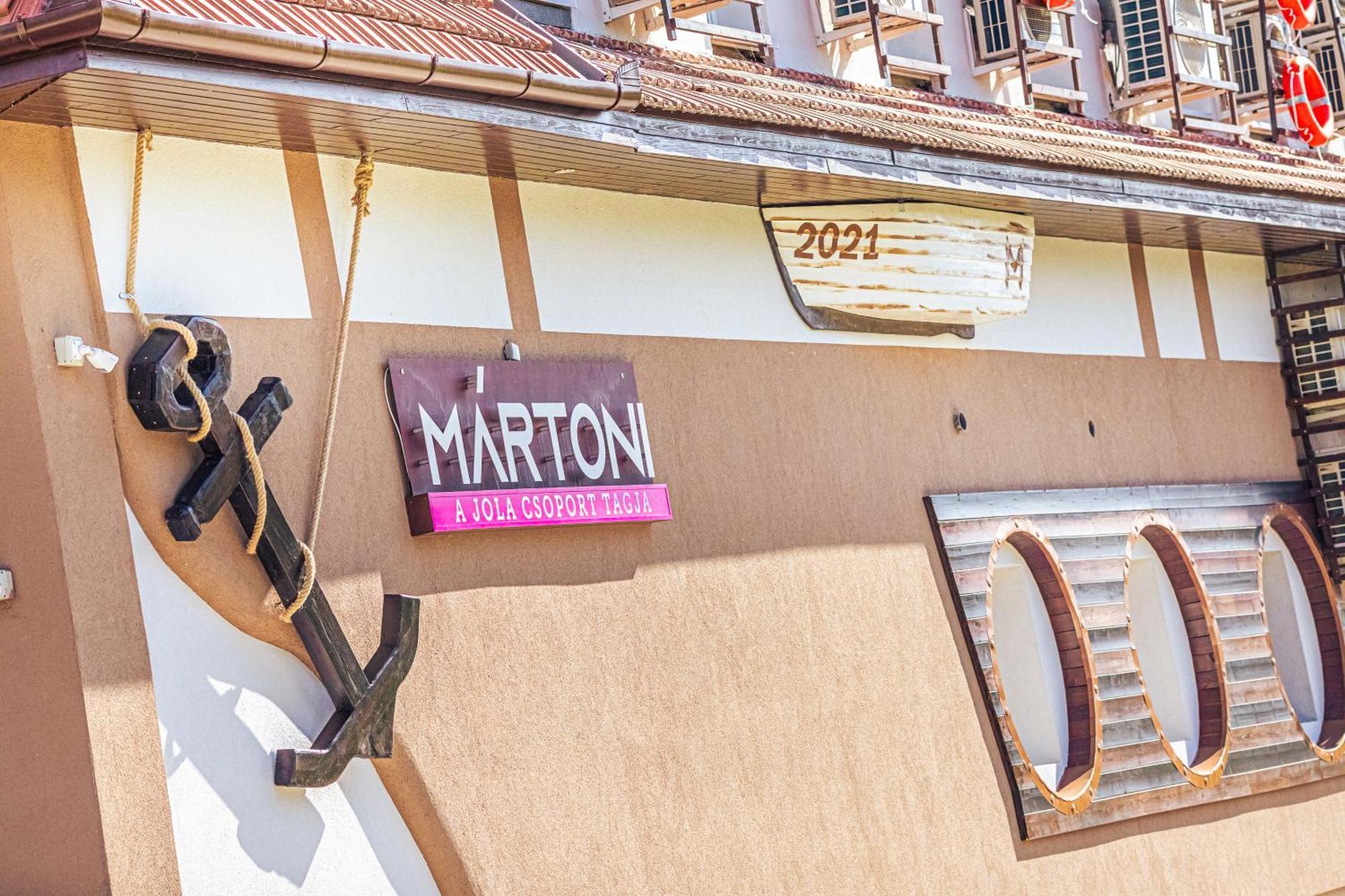 Martoni Resort & Restaurant Szigetszentmarton Bagian luar foto